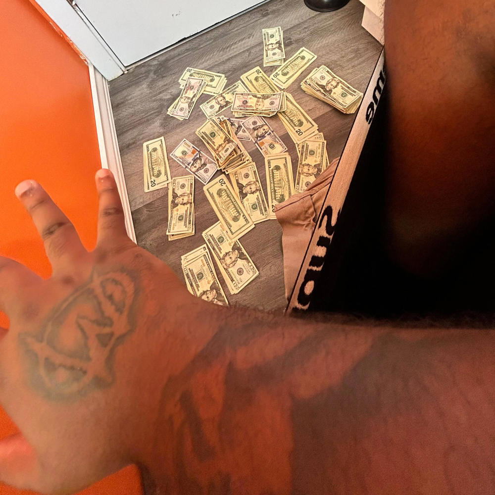 BLEACH BATH (feat. Kellz)