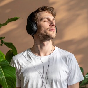 ดาวน์โหลดและฟังเพลง Fluir Rítmico Tranquilo Que Lleva Al Descanso พร้อมเนื้อเพลงจาก Relajación profunda sonora