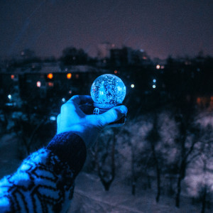 收聽VØJ的Winter Memories歌詞歌曲