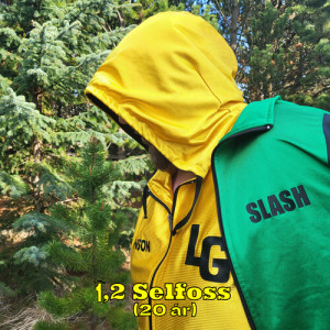 Listen to 1, 2 Selfoss (20 ár) Slash! song with lyrics from Love Guru