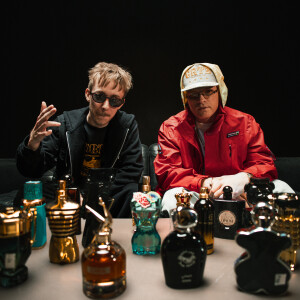 default playlist img