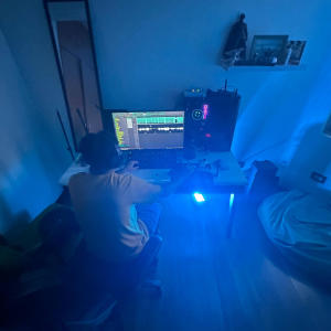 default playlist img