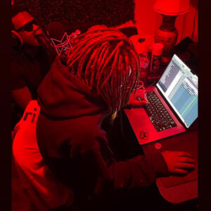 default playlist img