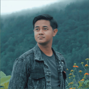 Listen to Terus Terang song with lyrics from Budi Arsa