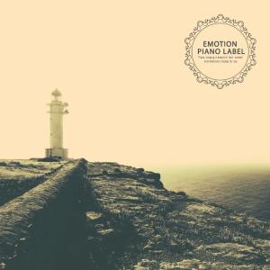 Listen to Reminiscent of a nostalgic smile song with lyrics from Dark Sea