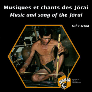ดาวน์โหลดและฟังเพลง Nga Yang rông (Music for the Sacrifice to the Spirits of the Community House): II. Vang พร้อมเนื้อเพลงจาก Jörai Hrap