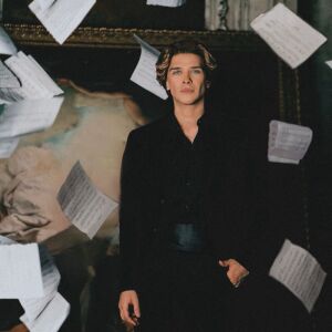 default playlist img