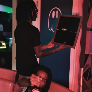 default playlist img
