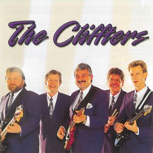 收聽The Cliffters的Walk On By歌詞歌曲