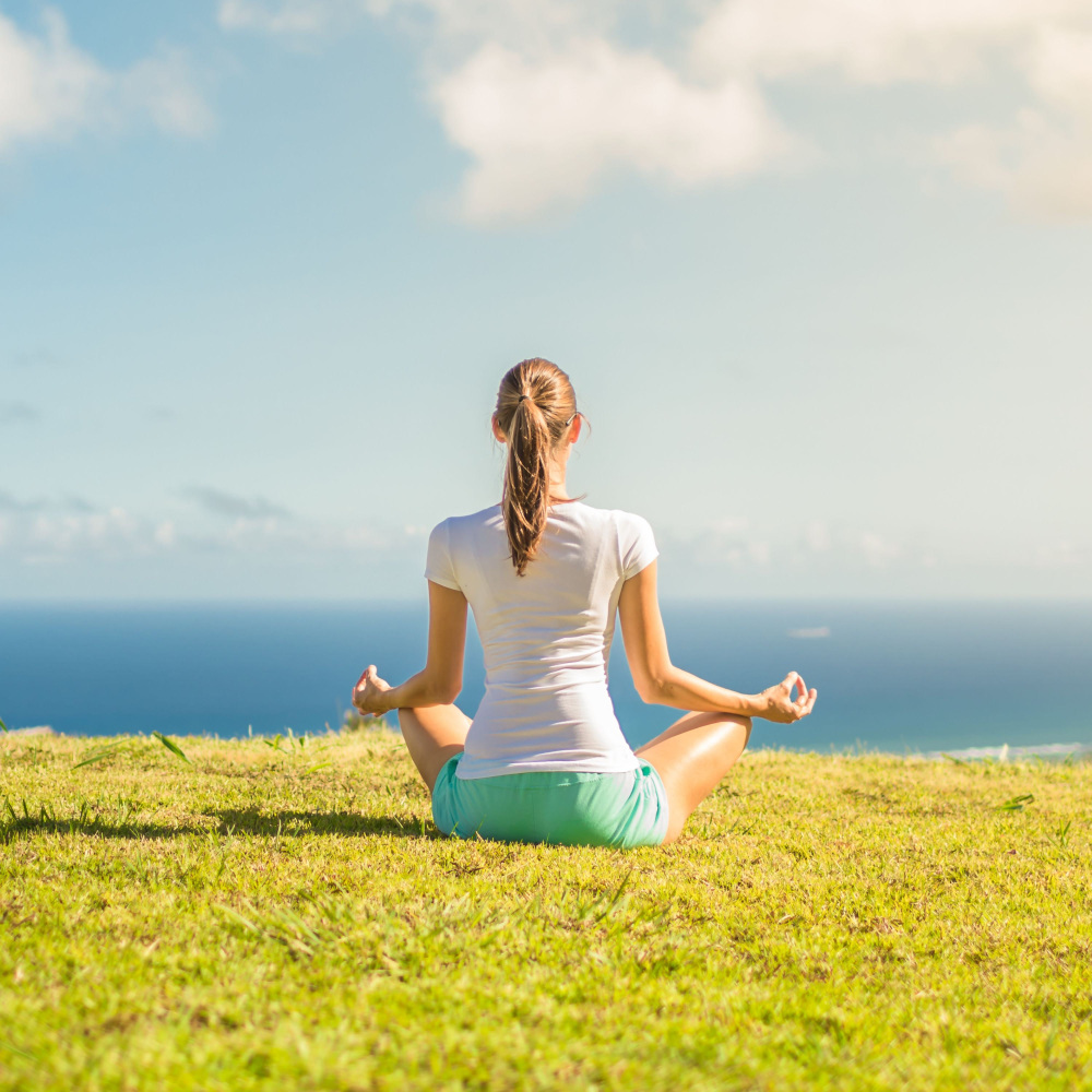 Binaural Silence Holds Depth
