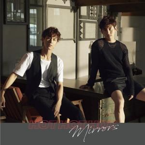 Album Hot Hot Hot / Mirrors from TVXQ! (东方神起)