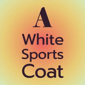 A White Sports Coat dari Silvia Natiello-Spiller