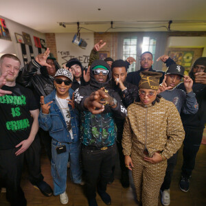 default playlist img