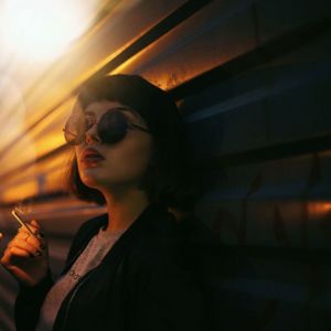 Listen to Выдыхай (Explicit) song with lyrics from Вуди Вуд