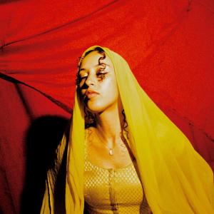 收聽Maisha的Asunder歌詞歌曲