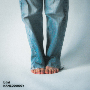 ดาวน์โหลดและฟังเพลง DOGGY พร้อมเนื้อเพลงจาก b!ni