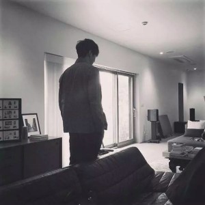 Listen to 生活的余孽 song with lyrics from 战小林
