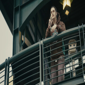 default playlist img