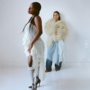 收聽Coco & Clair Clair的Bitches Pt. 2 (ft. Marjorie -W.C. Sinclair) (Explicit)歌詞歌曲