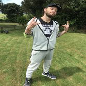 Listen to fall for you song with lyrics from Young Z