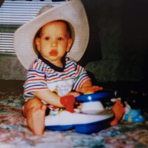 ดาวน์โหลดและฟังเพลง Country Song พร้อมเนื้อเพลงจาก Brandon James