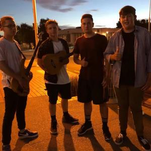 收聽Mind Over Matter的Cold Stone歌詞歌曲