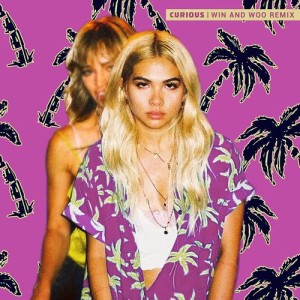ดาวน์โหลดและฟังเพลง Curious (Win and Woo Remix) พร้อมเนื้อเพลงจาก Hayley Kiyoko