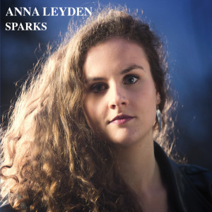 收听Anna Leyden的Weight of the World歌词歌曲