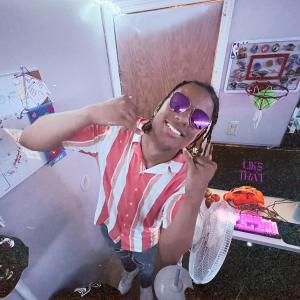 ดาวน์โหลดและฟังเพลง Like That พร้อมเนื้อเพลงจาก Shawn Charles