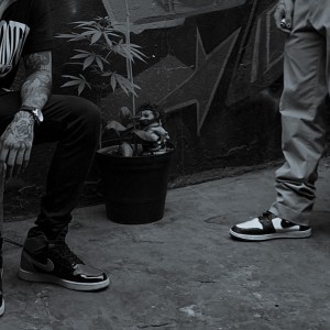 收聽Mi compa el Chino的Hambre (Explicit)歌詞歌曲