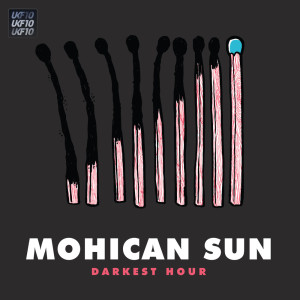 ดาวน์โหลดและฟังเพลง Darkest Hour พร้อมเนื้อเพลงจาก Mohican Sun
