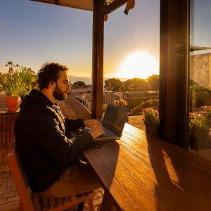 default playlist img