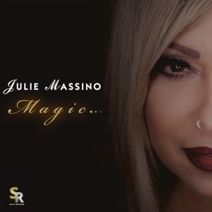 Julie Massino的專輯Magic