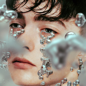 ดาวน์โหลดและฟังเพลง Gucci Sweater พร้อมเนื้อเพลงจาก Dylan Fraser