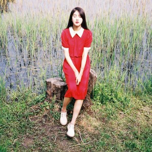 Dengarkan lagu I.O.U nyanyian 로코베리 dengan lirik