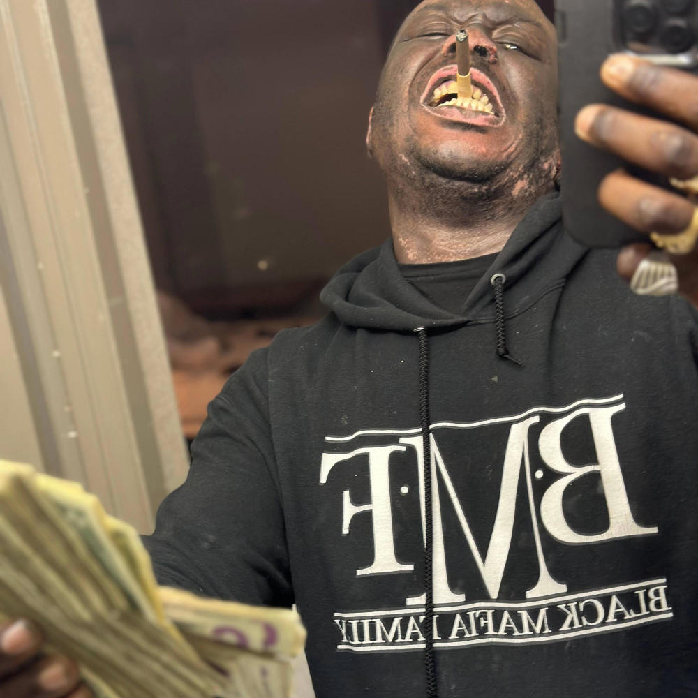 I'M PAYIN FOR PUXXXY!! (feat. PRODUCED BY BIG B) (Explicit)