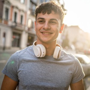 ดาวน์โหลดและฟังเพลง Melodías Relajantes Para El Confortable พร้อมเนื้อเพลงจาก Ritmos relajados de hip-hop