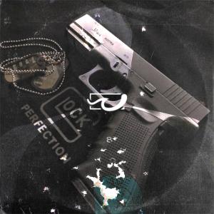 收聽scottie.wav的Whole Mag (feat. Yungeenjr) (Explicit)歌詞歌曲