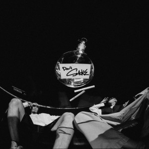 Listen to Don't smoke (Explicit) song with lyrics from Bakr