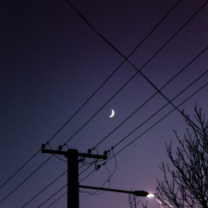 Listen to 北 海 道 の 夜 // H O K K Λ I D O song with lyrics from DryJo