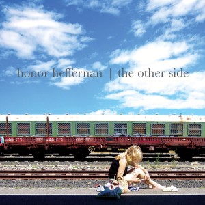 ดาวน์โหลดและฟังเพลง God Was in the Water พร้อมเนื้อเพลงจาก Honor Heffernan