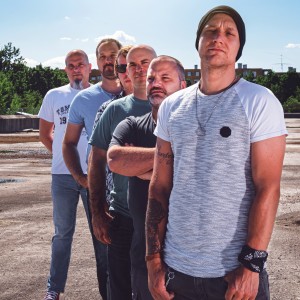 Listen to A greva plesat (Radio Edit) song with lyrics from Lombardo