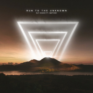 ดาวน์โหลดและฟังเพลง Run to the Unknown พร้อมเนื้อเพลงจาก Sly Chaos