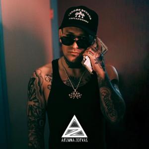 收聽Arizona Zervas的BIG BUCKS (Explicit)歌詞歌曲