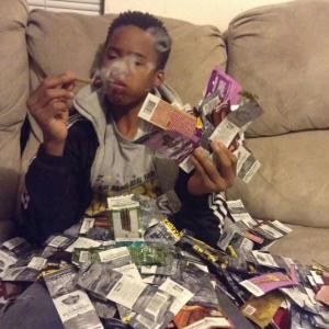 default playlist img