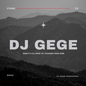 Listen to TIRA FOTO COM O AK DEPOIS SENTA NO FUZIL song with lyrics from DJ Gege
