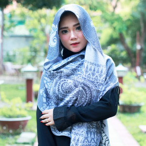 Listen to Wayahe Lebaran song with lyrics from Nonna 3in1