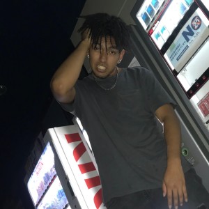 收聽BabyNyca的Need More歌詞歌曲