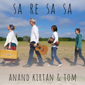 Dengarkan lagu SA RE SA SA nyanyian Anand Kirtan dengan lirik