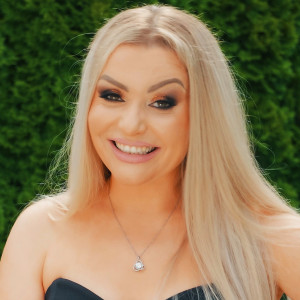 Listen to Micuta si cinerica song with lyrics from Mihaela Belciu